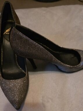 Brian Atwood Size 8.5 Glitter Metallic Pointed Toe Pumps Heels Designer